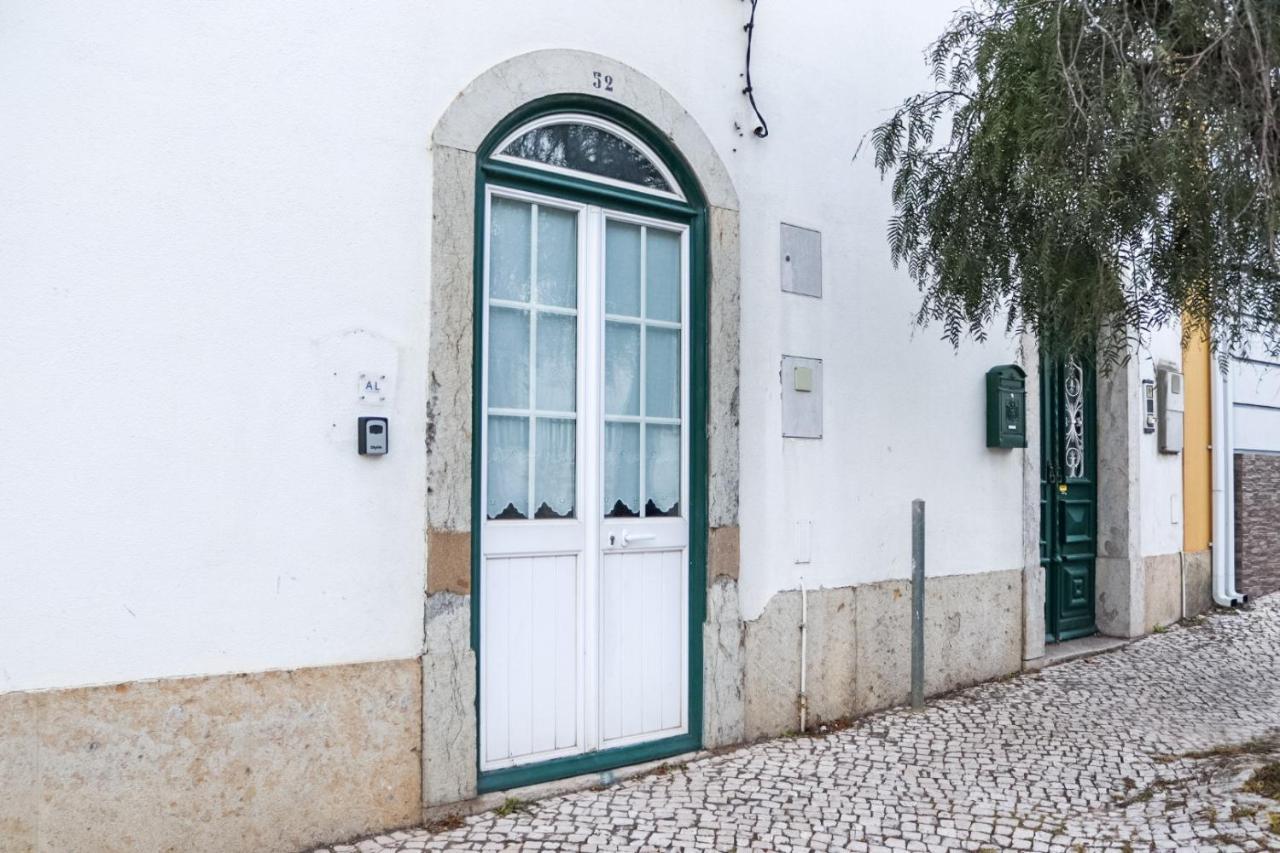 Traditional Portuguese Village House - Casa Martins No 52 Freiria Esterno foto